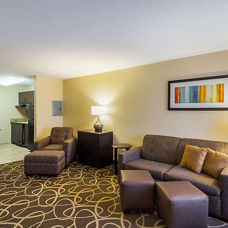 Mainstay Suites Fargo - I-94 Medical Center Eksteriør billede