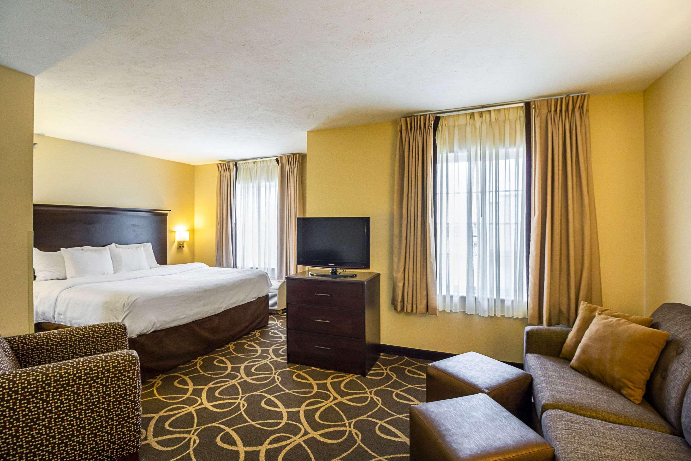Mainstay Suites Fargo - I-94 Medical Center Eksteriør billede