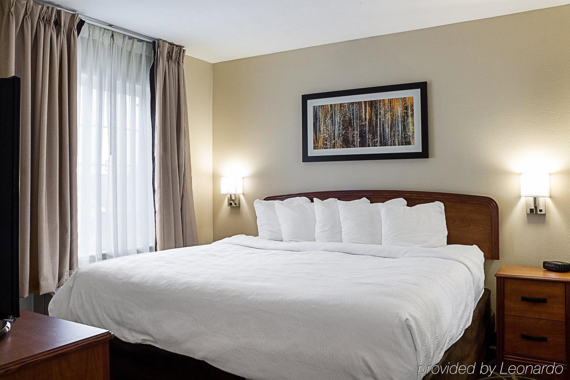 Mainstay Suites Fargo - I-94 Medical Center Eksteriør billede