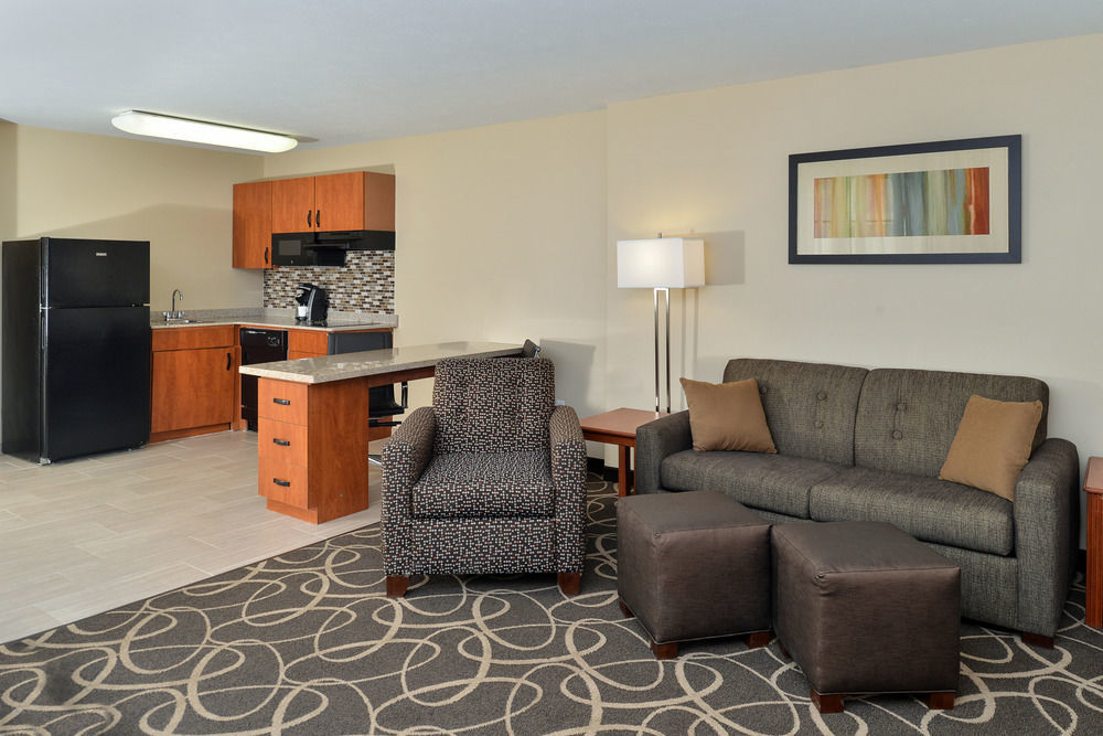 Mainstay Suites Fargo - I-94 Medical Center Eksteriør billede