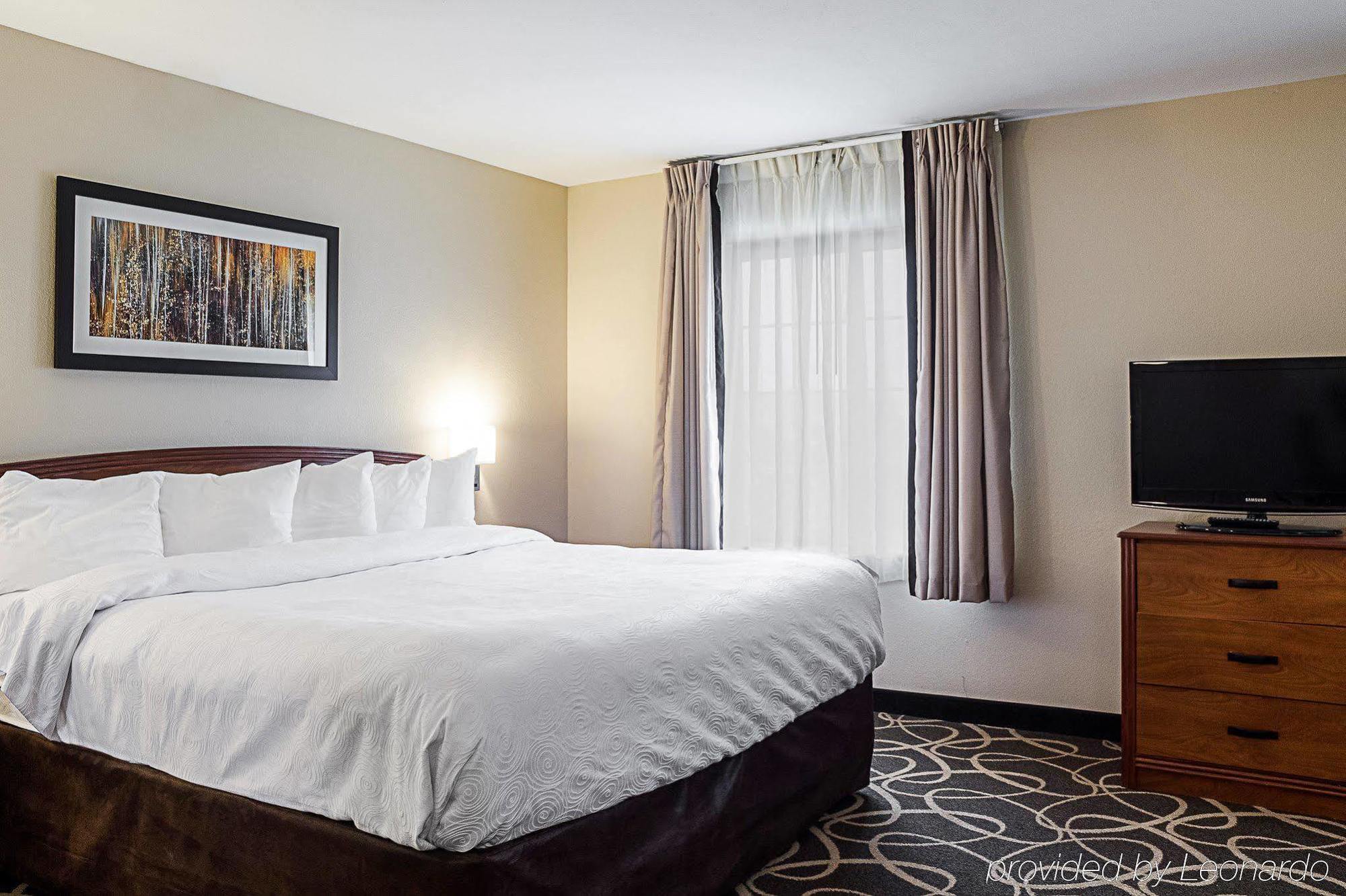 Mainstay Suites Fargo - I-94 Medical Center Eksteriør billede